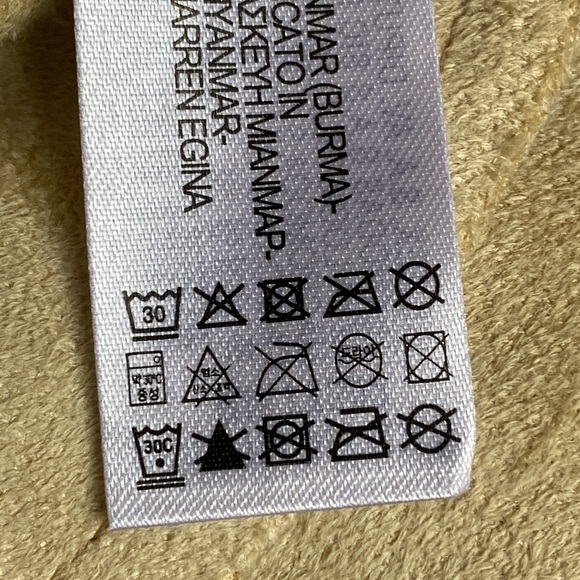 NWT. Zara Beige Faux Leather Overshirt with Chest Pockets. Size S. - Picture 10 of 10